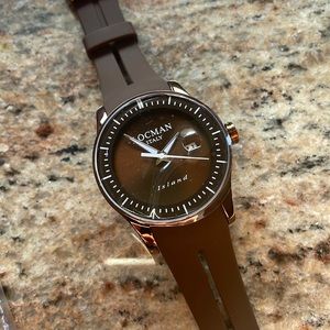 New Men’s Locman Island brown watch with rubber strap